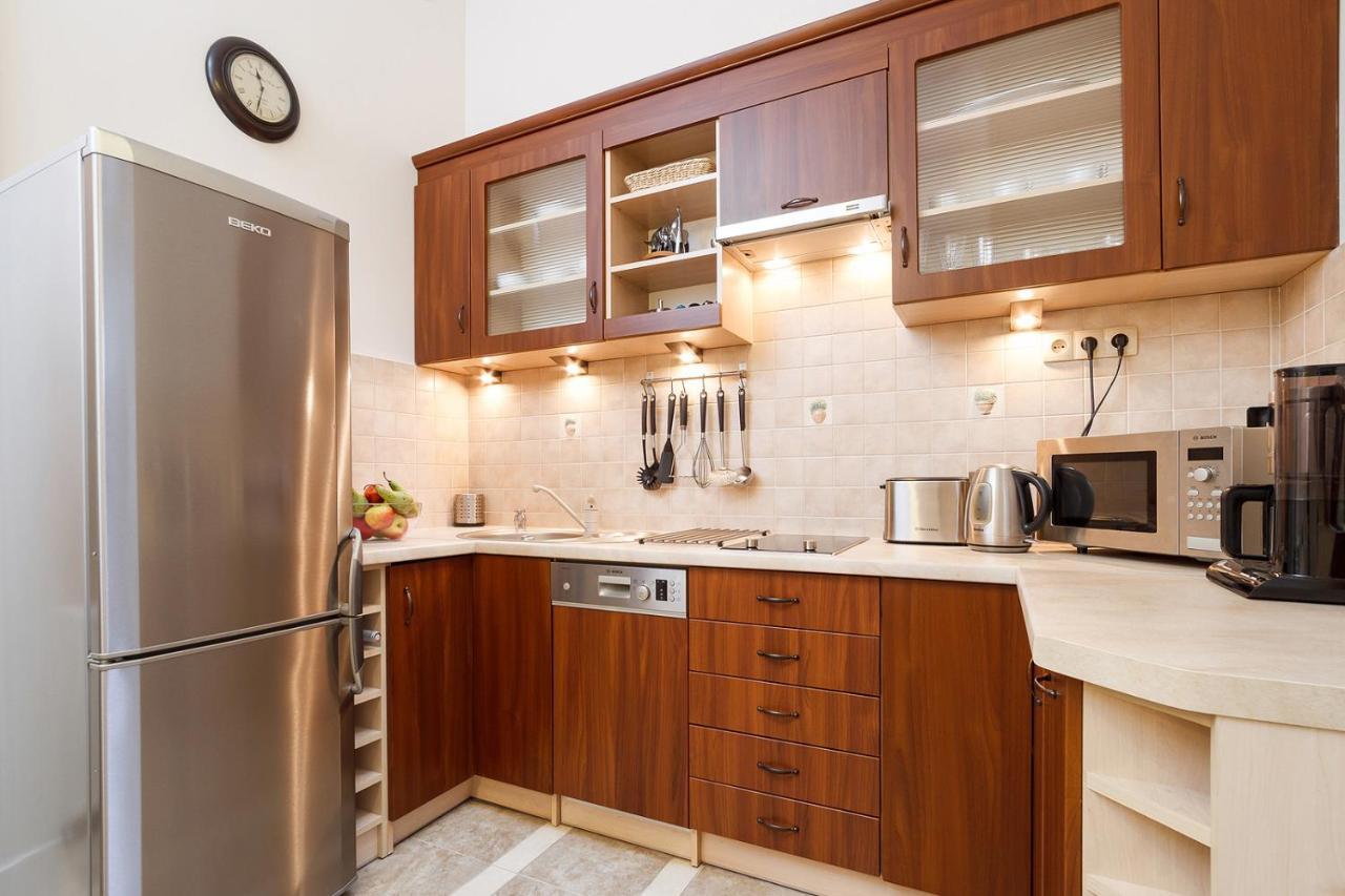 Hotel apartamentowy Elegant 2*